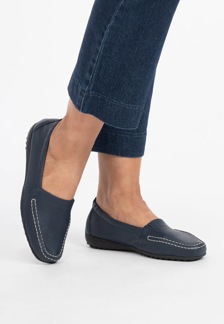 Dámské pružné tm. modré mokasíny kůže 321 300 Vitaform v.38