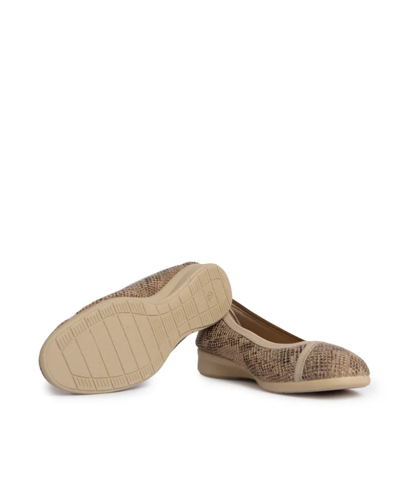 Dámské pružné pohodlné baleríny na nízkém klínku Berevere V2080 v.38