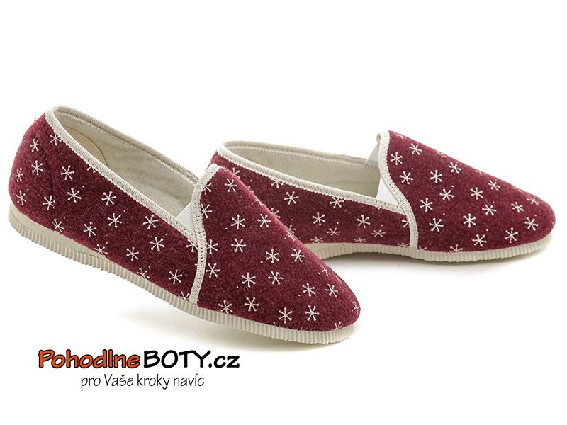 Domácí obuv papuče Pegres uzavřené 1032