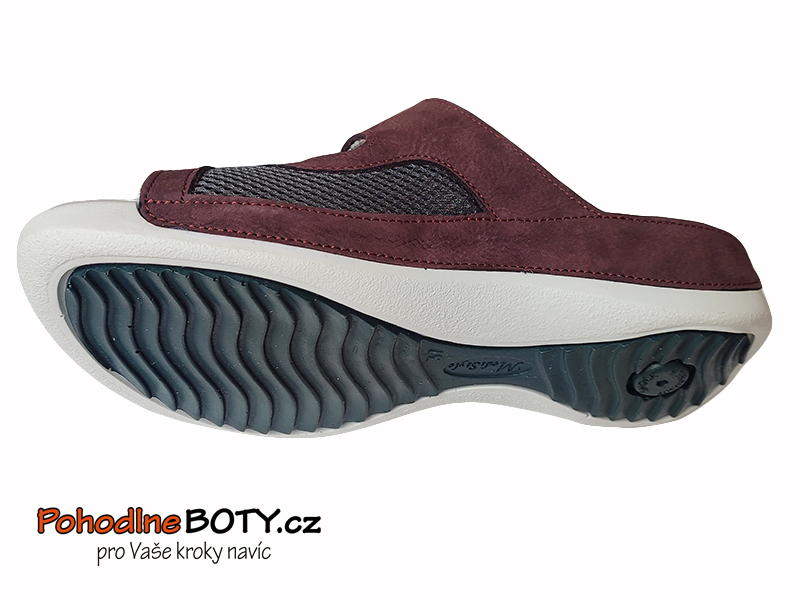 Zdravotní pantofle Medistyle Šarlota vínové široké - hallux
